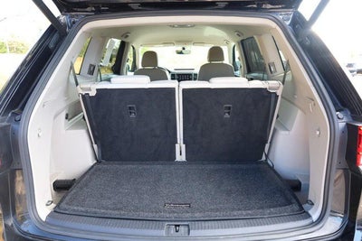 2021 Volkswagen Atlas 3.6L V6 SE w/Technology R-Line