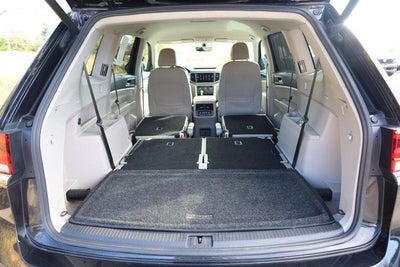 2021 Volkswagen Atlas 3.6L V6 SE w/Technology R-Line