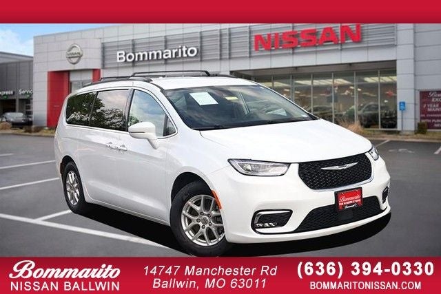 2022 Chrysler Pacifica Touring L [MotorTrend Certified]