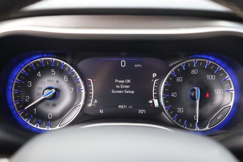 2022 Chrysler Pacifica Touring L [MotorTrend Certified]