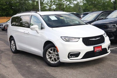 2022 Chrysler Pacifica Touring L [MotorTrend Certified]