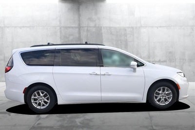 2022 Chrysler Pacifica Touring L [MotorTrend Certified]