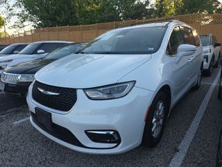 2022 Chrysler Pacifica Touring L [MotorTrend Certified]