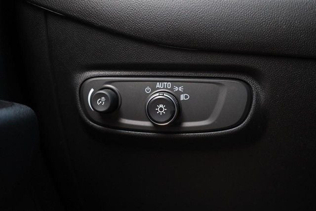 2020 Chevrolet Equinox LS [MotorTrend Certified]