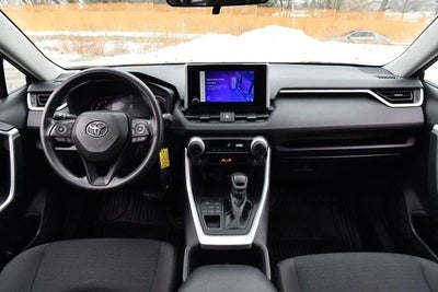 2024 Toyota RAV4 LE AWD