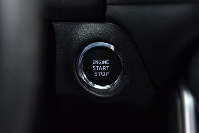 2025 Toyota RAV4 XLE AWD [MotorTrend Certified]