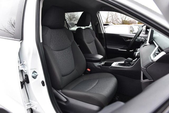 2025 Toyota RAV4 XLE AWD