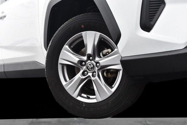 2025 Toyota RAV4 XLE AWD