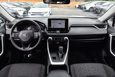 2025 Toyota RAV4 XLE AWD