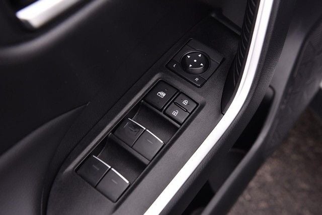 2025 Toyota RAV4 XLE AWD