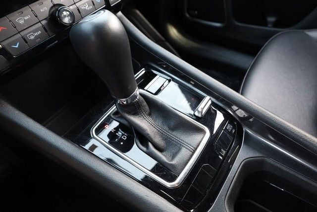 2025 Jeep Compass Latitude Sun & Sound / Convenience Group