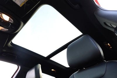 2025 Jeep Compass Latitude Sun & Sound / Convenience Group