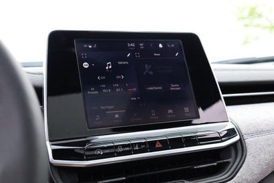 2025 Jeep Compass Latitude 4WD Sun & Sound / Convenience Group