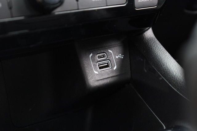 2025 Jeep Compass Latitude 4WD Sun & Sound / Convenience Group