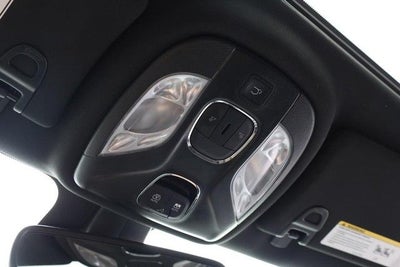 2025 Jeep Compass Latitude 4WD Sun & Sound / Convenience Group