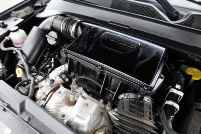 2025 Jeep Compass Latitude 4WD Sun & Sound / Convenience Group