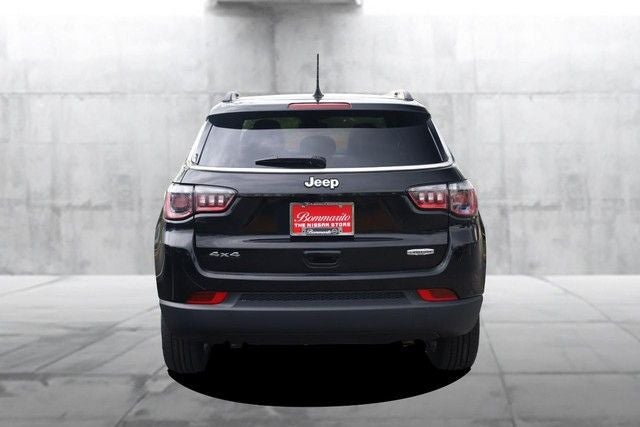 2025 Jeep Compass Latitude 4WD Sun & Sound / Convenience Group