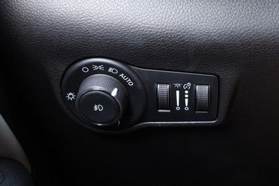 2025 Jeep Compass Limited 4WD [MotorTrend Certified]