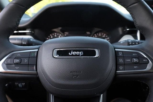 2025 Jeep Compass Limited 4WD [MotorTrend Certified]