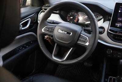 2025 Jeep Compass Limited 4WD [MotorTrend Certified]