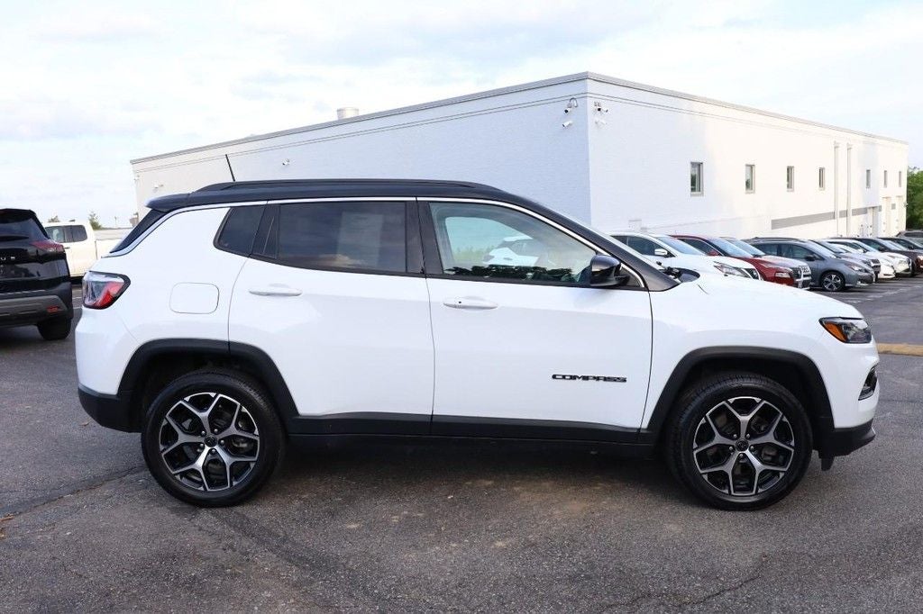 2025 Jeep Compass Limited 4WD [MotorTrend Certified]