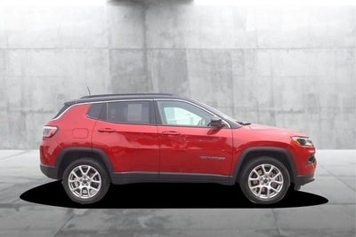 2025 Jeep Compass Limited 4WD [MotorTrend Certified]