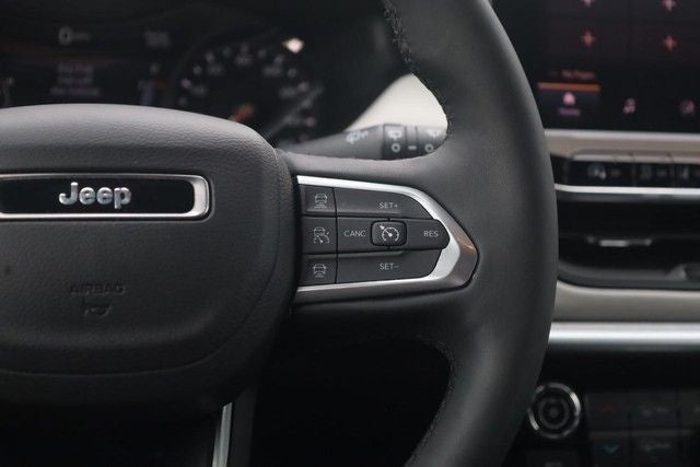 2025 Jeep Compass Limited 4WD [MotorTrend Certified]
