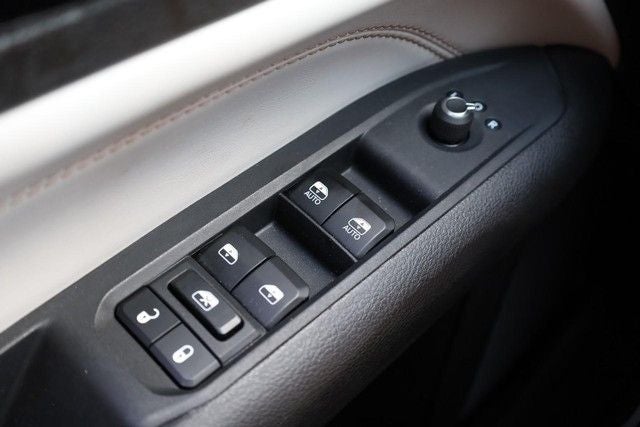 2025 Jeep Compass Limited 4WD [MotorTrend Certified]