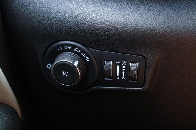 2025 Jeep Compass Limited 4WD [MotorTrend Certified]