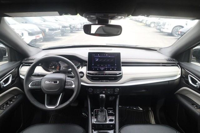 2025 Jeep Compass Limited 4WD [MotorTrend Certified]