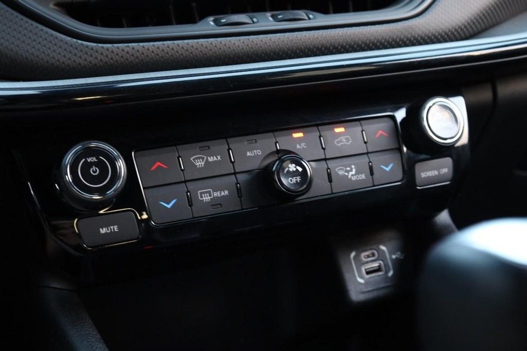 2025 Jeep Compass Trailhawk 4WD [MotorTrend Certified]