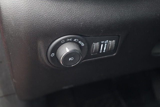 2025 Jeep Compass Trailhawk 4WD [MotorTrend Certified]