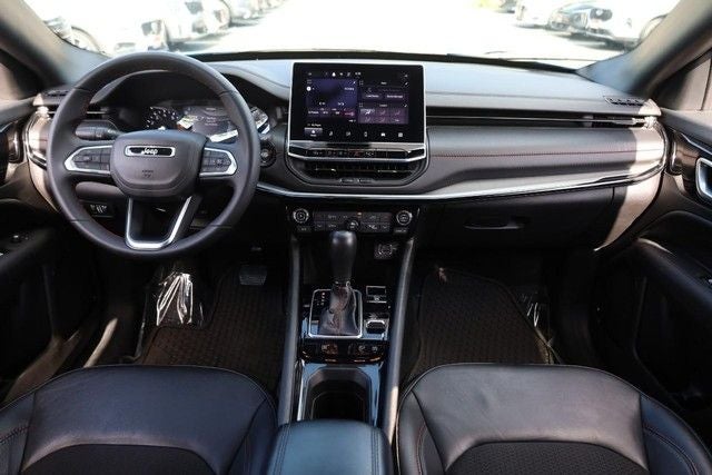 2025 Jeep Compass Trailhawk 4WD [MotorTrend Certified]