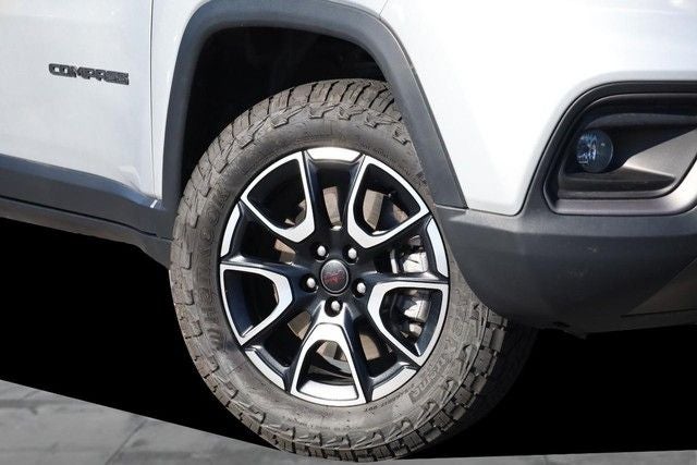 2025 Jeep Compass Trailhawk [MotorTrend Certified]