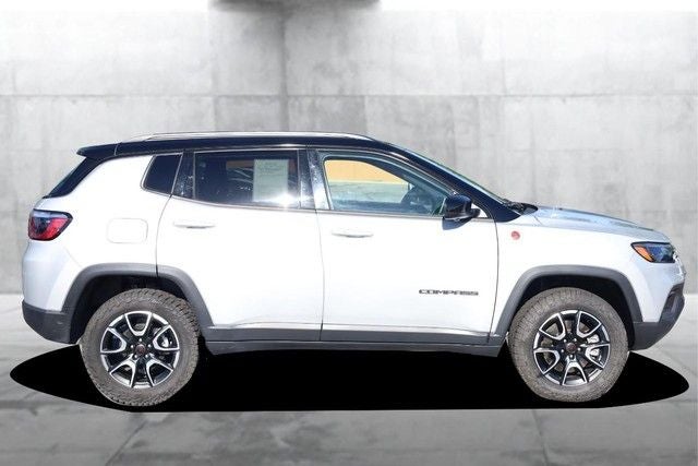 2025 Jeep Compass Trailhawk [MotorTrend Certified]