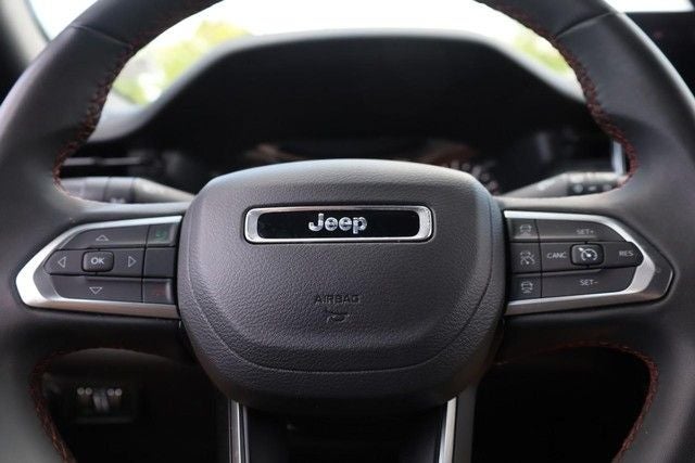 2025 Jeep Compass Trailhawk 4WD Trailer/ Tow Group [MotorTrend Certified]
