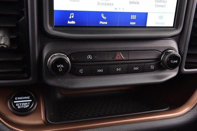 2023 Ford Bronco Sport Outer Banks 4WD Shadow Black Roof