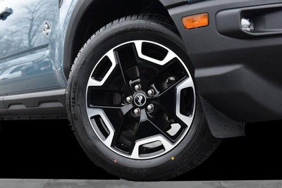 2023 Ford Bronco Sport Outer Banks 4WD Shadow Black Roof