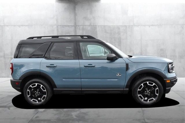 2023 Ford Bronco Sport Outer Banks 4WD Shadow Black Roof