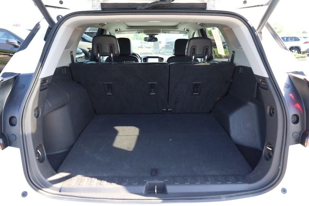 2020 GMC Terrain SLT Preferred Package/ Infotainment II Package