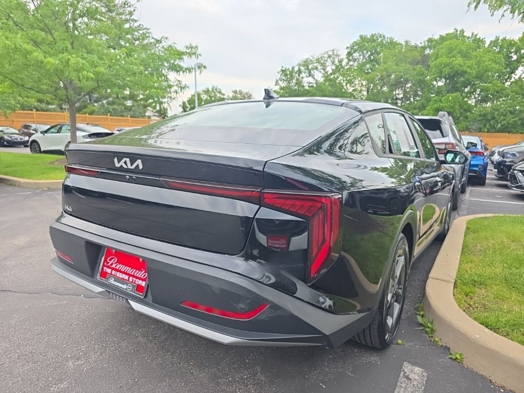 2025 Kia K4 LXS