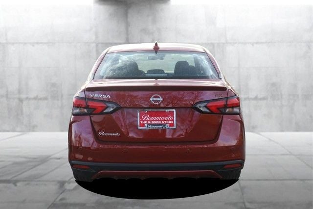 2025 Nissan Versa SR