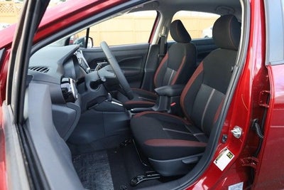 2025 Nissan Versa SR