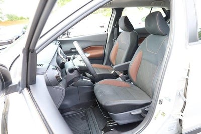 2018 Nissan Kicks SR