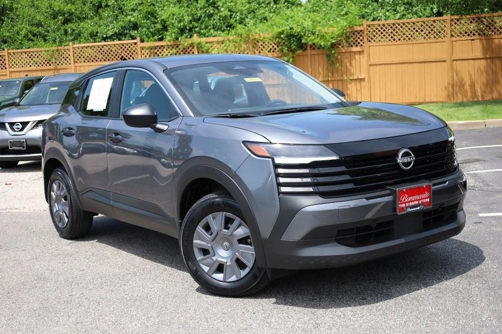 2025 Nissan Kicks S