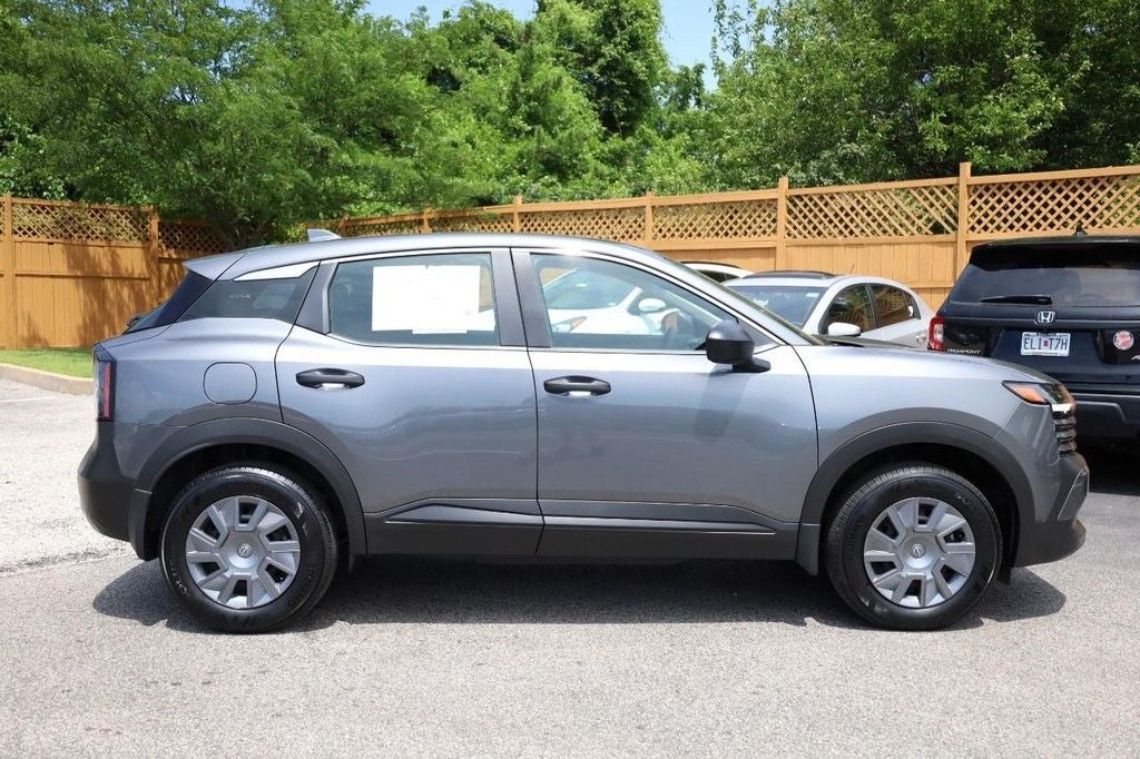 2025 Nissan Kicks S