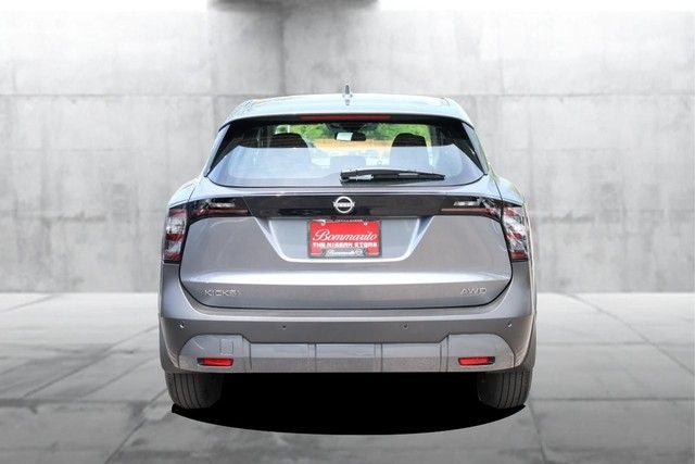 2025 Nissan Kicks S