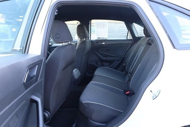2025 Volkswagen Jetta 1.5T Sport [MotorTrend Certified]