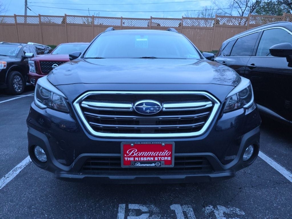 2018 Subaru Outback 2.5i Limited [MotorTrend Certified]