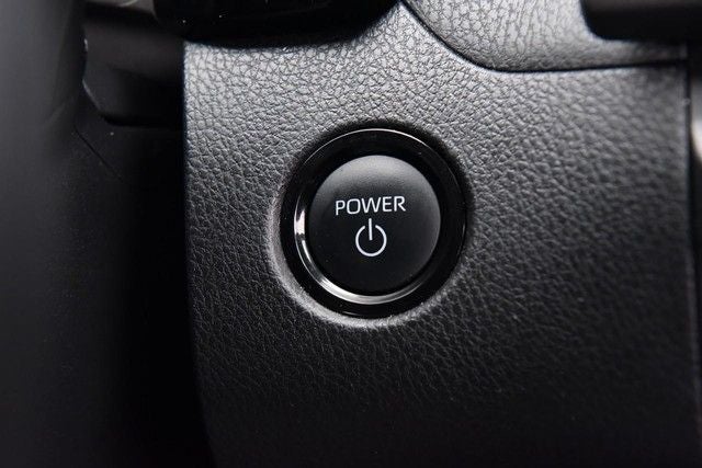 2025 Toyota Camry SE [MotorTrend Certified]